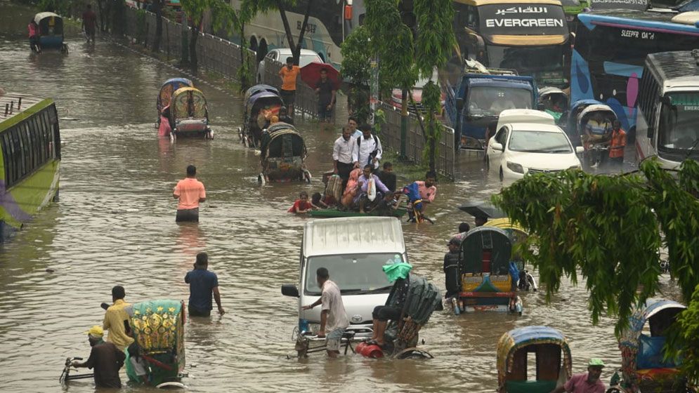 কেন এমন দশা রাজধানীর