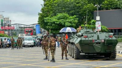 অফিস খুলেছে, সড়কে যানবাহনের ভিড়