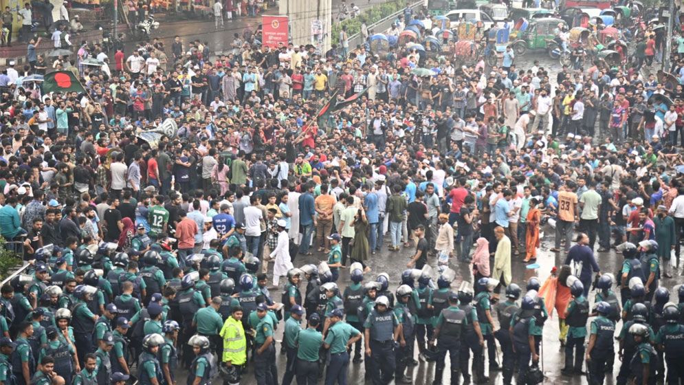 কোটা আন্দোলন : শিক্ষার্থীদের নামে পুলিশের মামলা