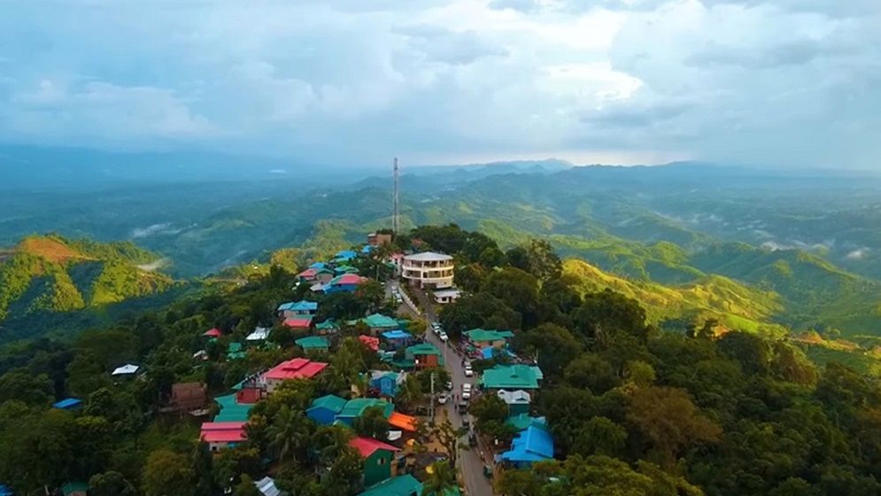 সাজেক ভ্যালিতে আটকা পড়েছে ৬ শতাধিক পর্যটক