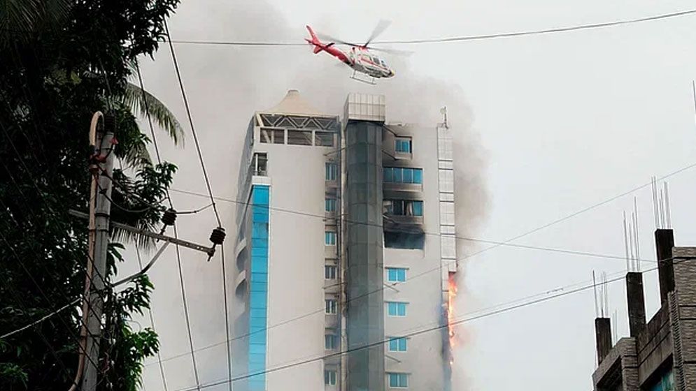 যশোরে শাহীন চাকলাদারের হোটেলে আগুনে পুড়ে বিদেশিসহ ২১ জনের মৃত্যু