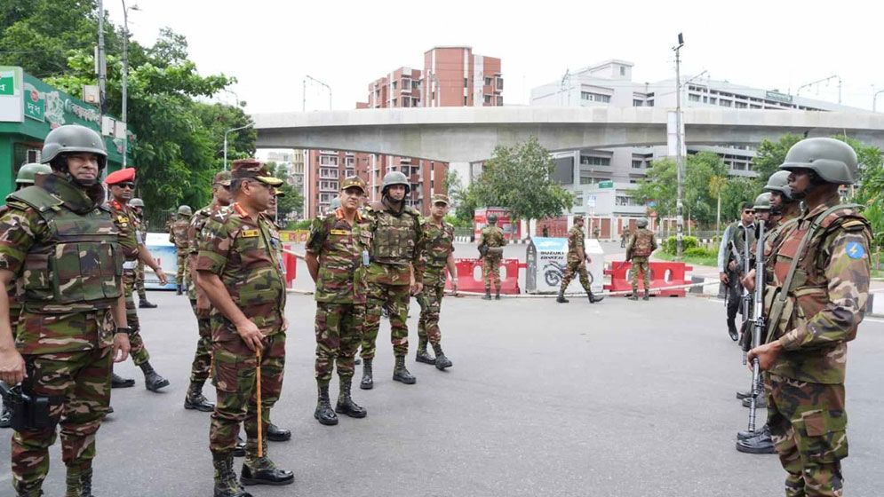 সেনাবাহিনীকে নির্বাহী ম্যাজিস্ট্রেটের ক্ষমতা, ভালো ফল দেবে : জনপ্রশাসন সচিব