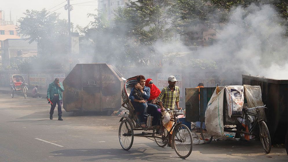 আজ ঢাকার বাতাস ‘খুব অস্বাস্থ্যকর’