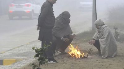 শীতে কাবু দিল্লী, তাপমাত্রা নামল ৫ ডিগ্রির নিচে