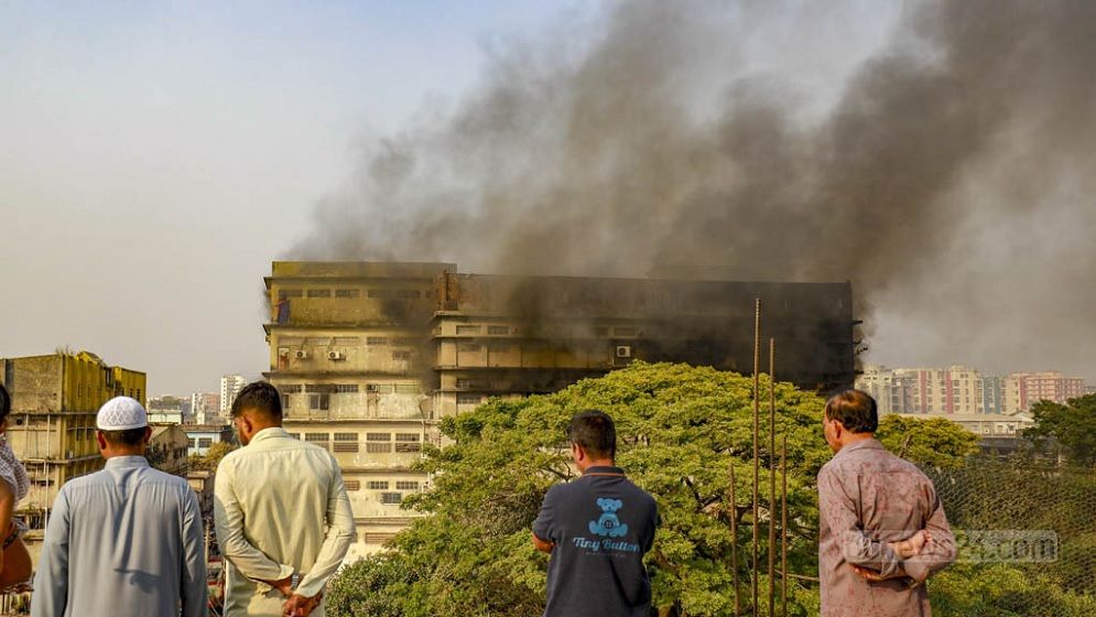 অগ্নি সুরক্ষার কিছুই ছিল না হাজারীবাগের ভবনটিতে : ফায়ার সার্ভিস