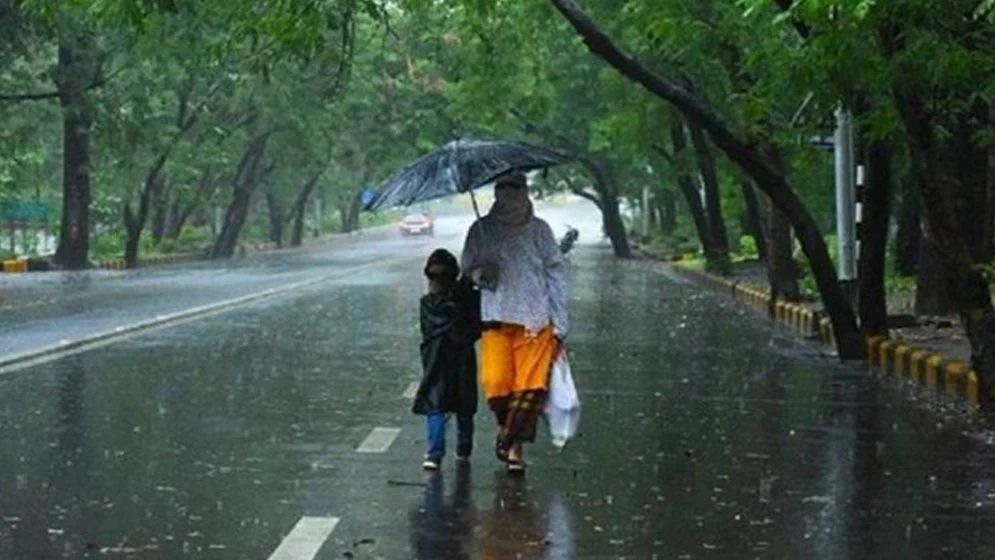 বৃষ্টি ও তাপমাত্রা নিয়ে আবহাওয়া অফিস যা বলল