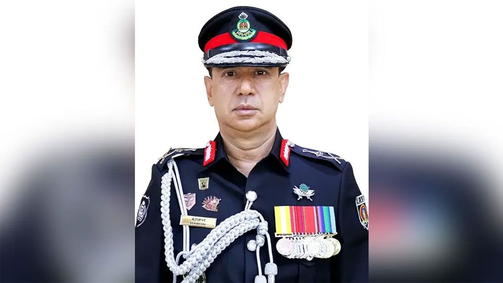 র‍্যাবের সাবেক ডিজি হারুনের বিরুদ্ধে গ্রেপ্তারি পরোয়ানা