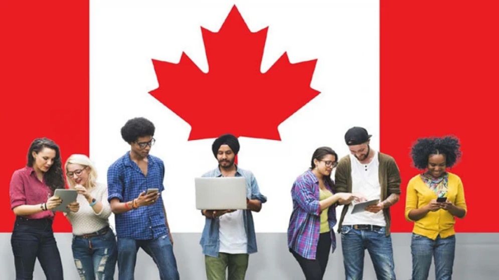 বিদেশি শিক্ষার্থীর সংখ্যা কমানোর ঘোষণা কানাডার