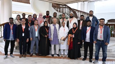 নবীন উদ্যোক্তাদের সঙ্গে বৈঠকে প্রধান উপদেষ্টা, দারিদ্র্যমুক্ত বাংলাদেশ গড়ার প্রত্যয়