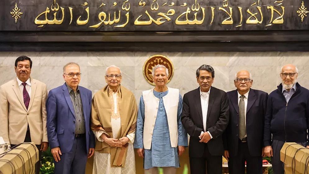 প্রধান উপদেষ্টাকে সভাপতি করে জাতীয় ঐকমত্য কমিশন গঠন