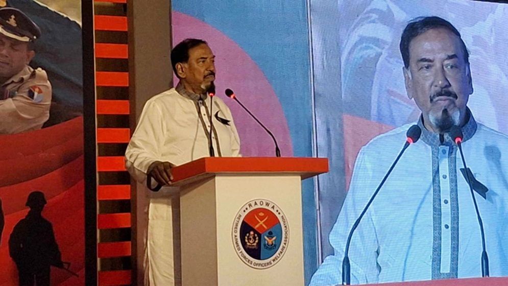 বিএনপি ক্ষমতায়ে এলে শিক্ষার্থীদের সামরিক প্রশিক্ষণ বাধ্যতামূলক : মেজর হাফিজ