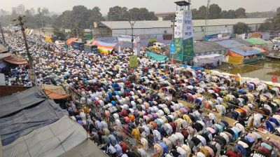 তুরাগতীরে দেশের বৃহত্তম জুমার জামাত