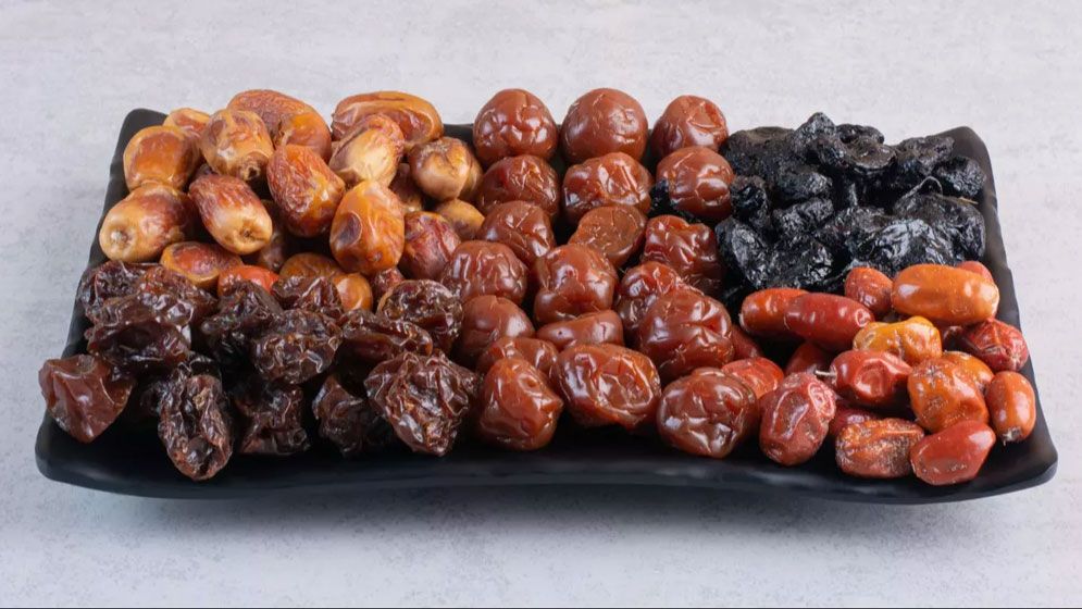 জেনে নিন ১০ প্রকার খেজুরের পুষ্টি, স্বাস্থ্যগুণ ও দাম