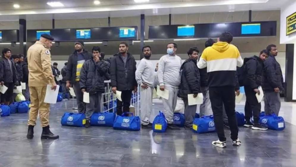 লিবিয়া থেকে ফিরলেন আরও ১৬৭ বাংলাদেশি