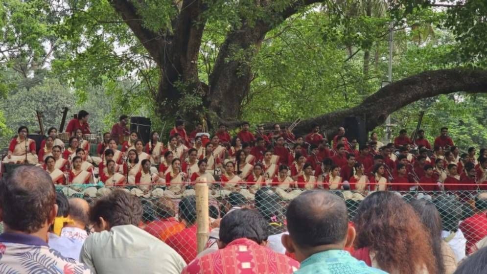 নতুন চেতনায় শুরু বর্ষবরণের আয়োজন