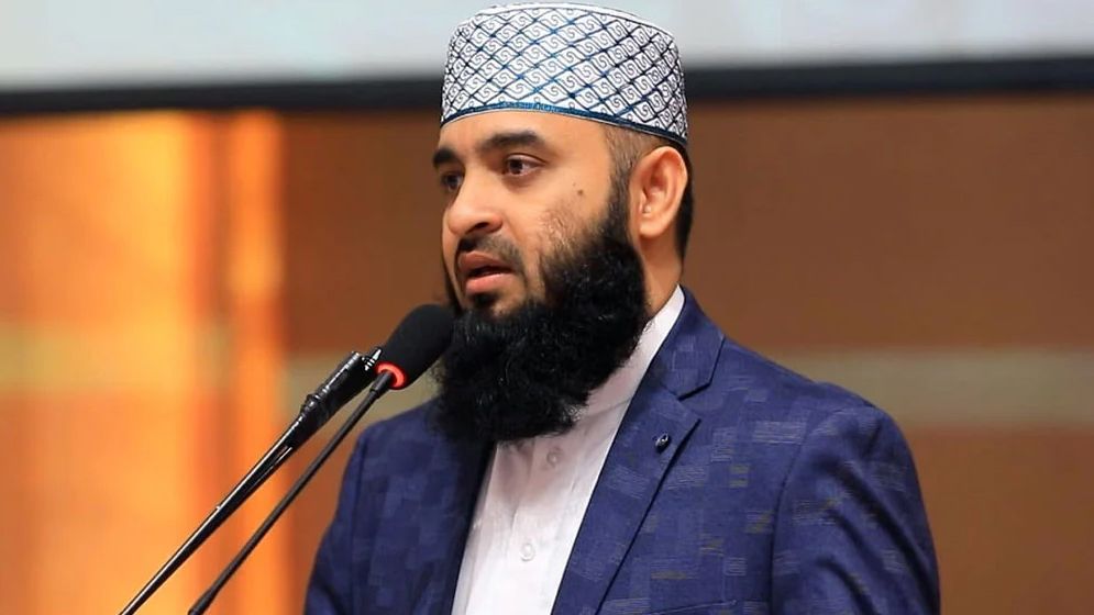 ‘মার্চ ফর গাজা’ কর্মসূচি নিয়ে যে আহ্বান জানালেন আজহারী