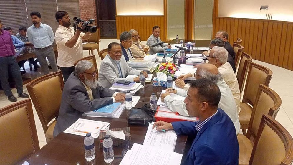 জাতীয় ঐক্যমত্য কমিশনের সঙ্গে ফের বৈঠকে বিএনপি
