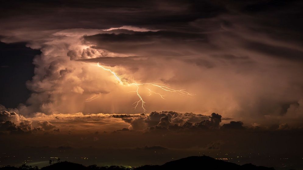 ঈদগাঁওয়ে বজ্রপাতে লবণ শ্রমিকের মর্মান্তিক মৃত্যু