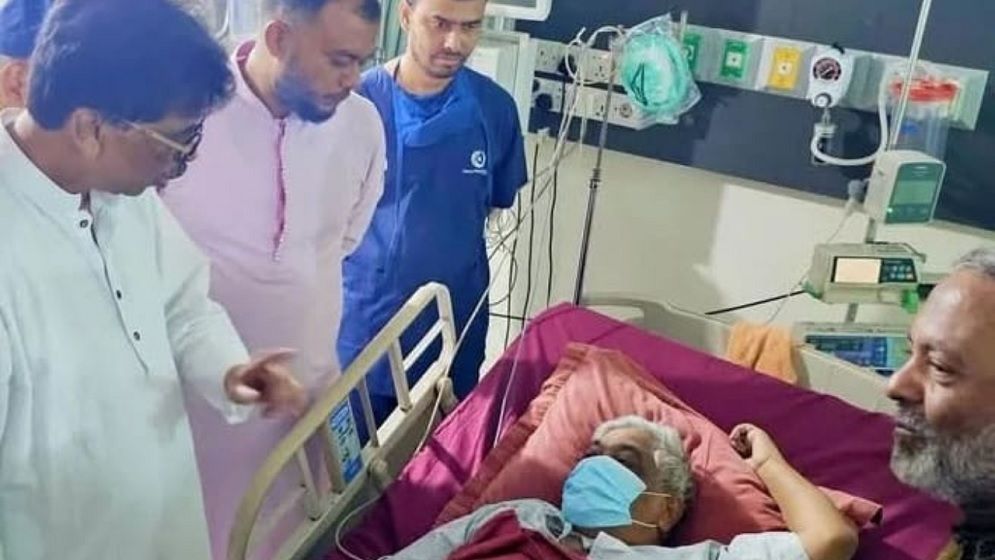 কুমিল্লায় অসুস্থ হয়ে হাসপাতালে ভর্তি বিএনপি নেতা বুলু