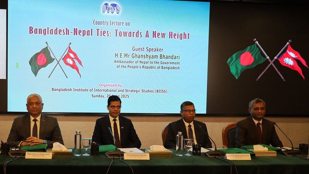 বাংলাদেশ-নেপাল সহযোগিতায় অভিন্ন অবস্থান: সার্ক পুনরুজ্জীবনে সম্ভাবনা