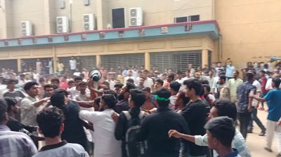 বগুড়ায় এনসিপি ও ছাত্র আন্দোলনের নেতাকর্মীদের মারামারি