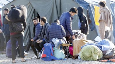 আর কোনো শরণার্থী আপাতত গ্রহণ করবে না জার্মানি