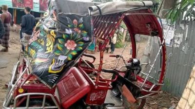 কক্সবাজারের ঈদগাঁওতে যাত্রীবাহী বাসের ধাক্কায় কিশোর নিহত