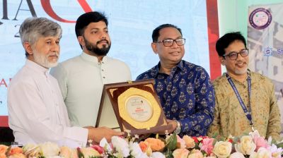 বাংলাদেশে নির্বাচনের পূর্বে প্রেসিডেনশিয়াল ডিবেট হওয়া দরকার : ইশরাক হোসেন