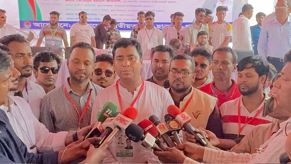 বৈষম্যবিরোধীরা রক্ষীবাহিনীর মতো আচরণ করছে : ছাত্রদল নেতা নাছির