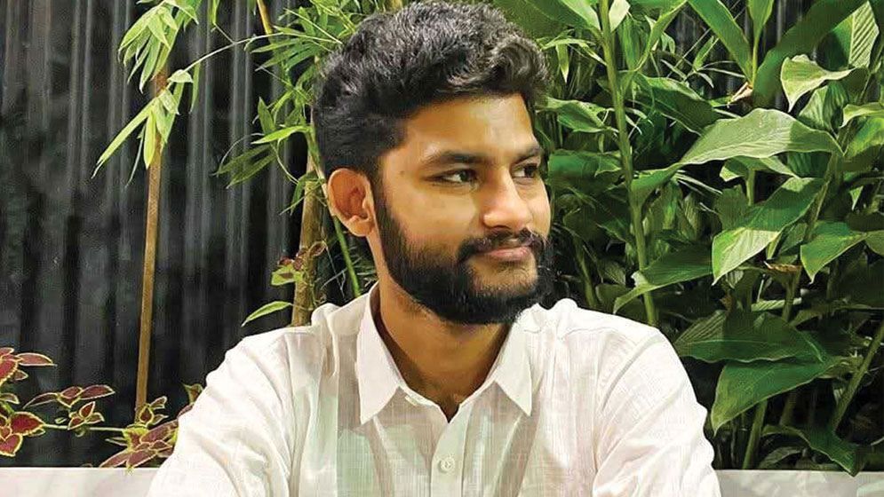 হাতিরপুলে ঢাবি শিক্ষার্থীর ঝুলন্ত মরদেহ উদ্ধার