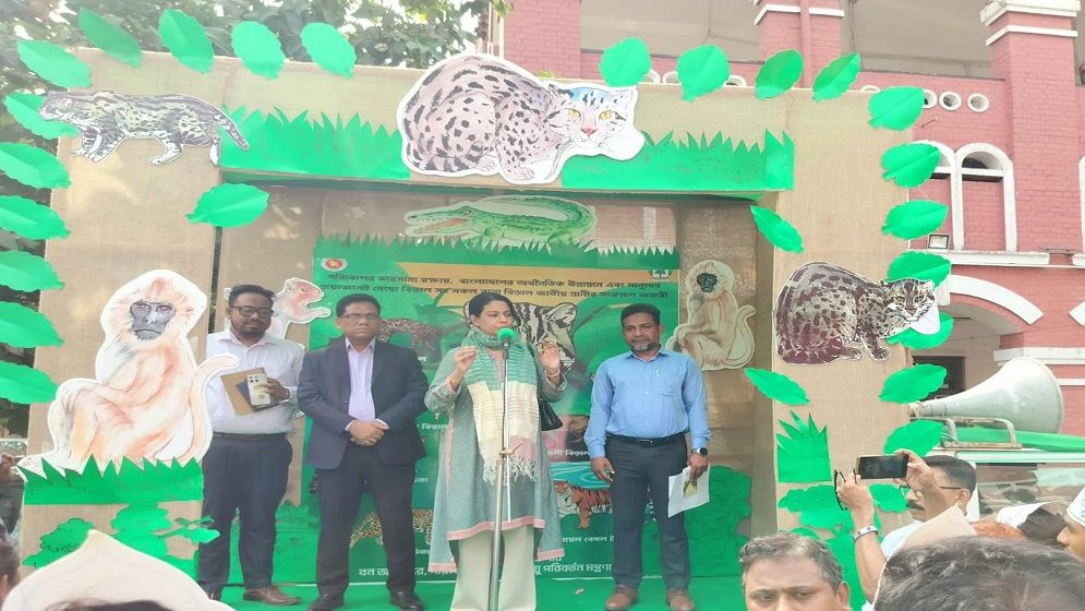 দক্ষিণ-পশ্চিমাঞ্চলে সচেতনতা বাড়াতে চালু হলো বন্যপ্রাণী সংরক্ষণ ভ্যান