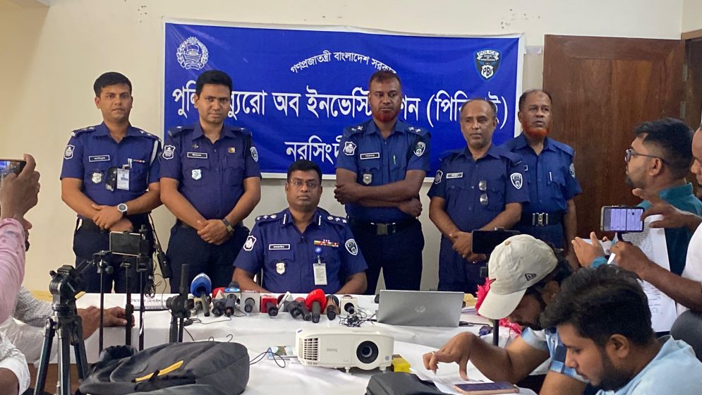 নরসিংদীতে মাদক নিয়ে বাকবিতণ্ডায় বন্ধুকে খুন, গ্রেপ্তার ৩