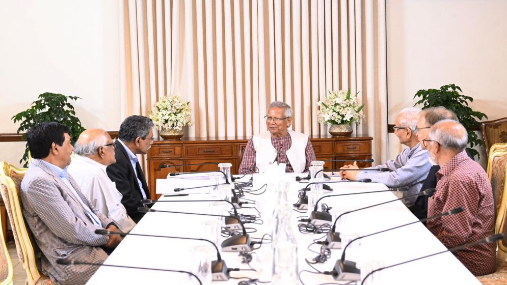 রাজনৈতিক দলগুলোর সঙ্গে ঐকমত্য কমিশনের দ্বিতীয় দফা বৈঠক জুনে