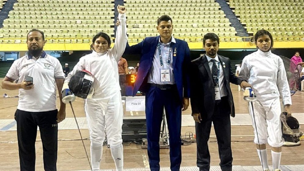 তৃতীয় জাতীয় জুনিয়র ফেন্সিং প্রতিযোগিতায় ফাতেমার স্বর্ণ জয়