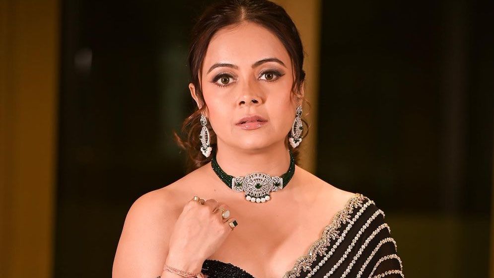 আজকাল সবই খবর হয়ে যায় : অভিনেত্রী দেবলীনা