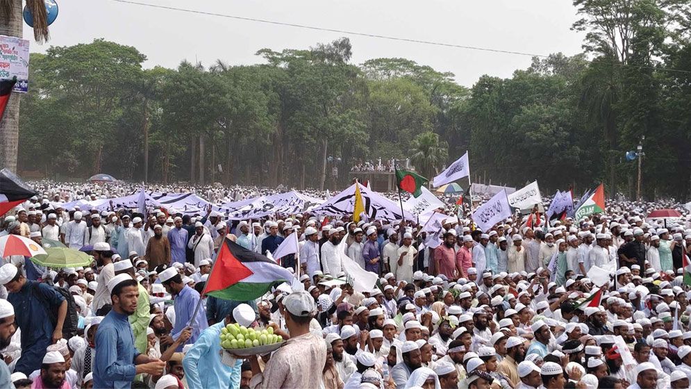 শেখ হাসিনার মতো ভুল করবেন না, অন্তর্বর্তী সরকারকে হেফাজতের হুঁশিয়ারি