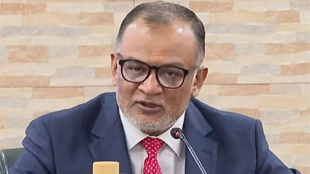 ভারতীয় বন্দর দিয়ে আমদানি-রফতানি স্থগিতের বিষয়ে আনুষ্ঠানিক সিদ্ধান্ত আসেনি: বাণিজ্য উপদেষ্টা