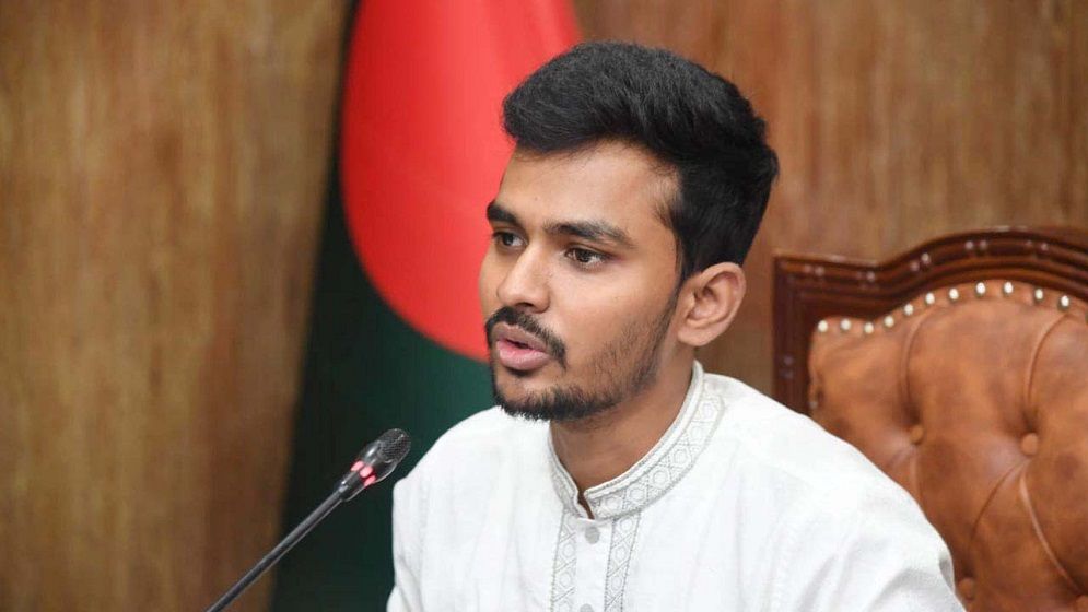 ইশরাক হোসেনের শপথ গ্রহণ নিয়ে নানা আইনি জটিলতা রয়েছে: আসিফ মাহমুদ