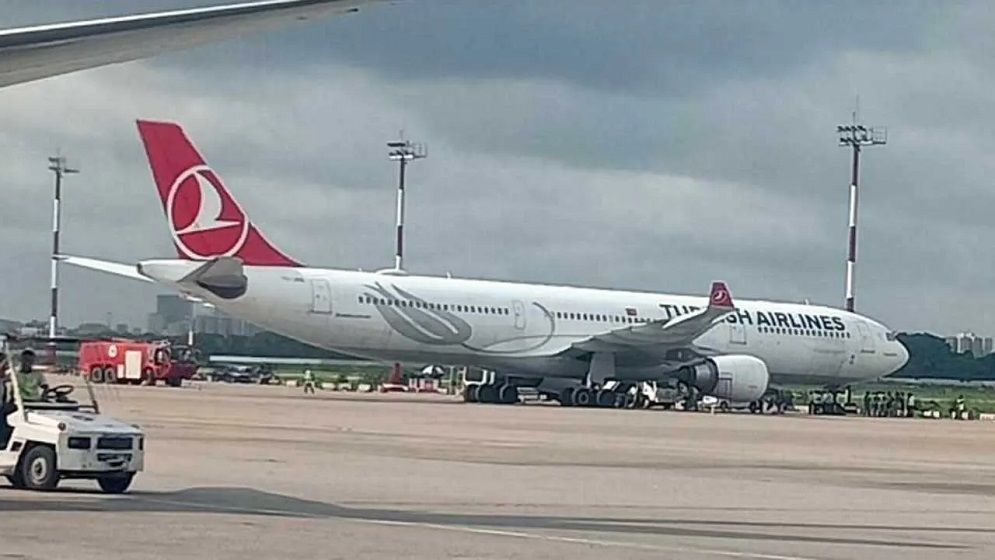 শাহজালাল বিমানবন্দরে উড্ডয়নের পর টার্কিশ এয়ারলাইন্সের বিমানে আগুন