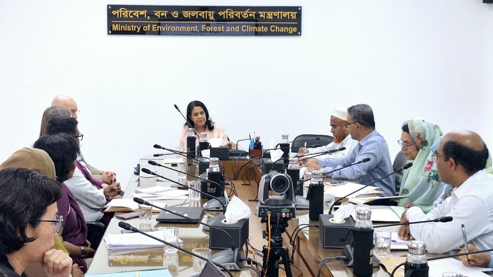 সুফল প্রকল্পের মাধ্যমে ১ লক্ষ ৪ হাজার হেক্টর পুন:বনায়ন, বাড়ছে জীববৈচিত্র্য: পরিবেশ উপদেষ্টা