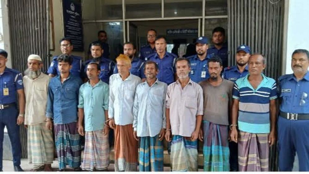 কমলনগরে আওয়ামী লীগ নেতাকে হাতকড়াসহ ছিনিয়ে নেয়ার ঘটনায় মামলা, গ্রেফতার ৯