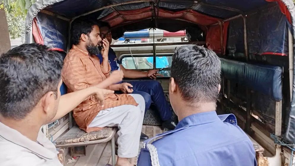 সাভারে বিষপানে ছাত্রীর আত্মহত্যা, মাদ্রাসার প্রিন্সিপাল আটক