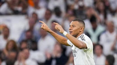 ইউরোপের সোনার জুতা জিতে এমবাপের অনন্য রেকর্ড