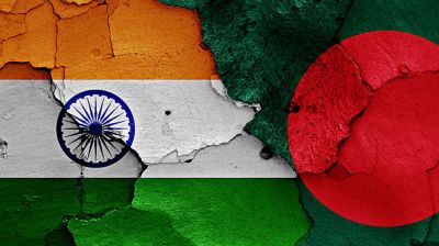 ভারত-বাংলাদেশ সম্পর্কের টানাপড়েনে চাপে বাংলাদেশের পোশাক শিল্প