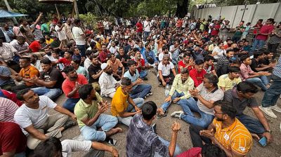 মেয়রের দায়িত্ব বুঝিয়ে দেওয়ার দাবিতে উত্তাল ইশরাক সমর্থকরা