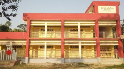 অর্ধদিবস কর্মবিরতিতে যাচ্ছেন প্রায় চার লাখ প্রাথমিক সহকারী শিক্ষক