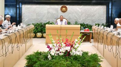 সন্ধ্যায় উপদেষ্টা পরিষদের জরুরি বৈঠক