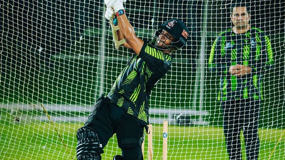 পিএসএলে লাহোরের হয়ে অভিষেকে ফিরলেন সাকিব