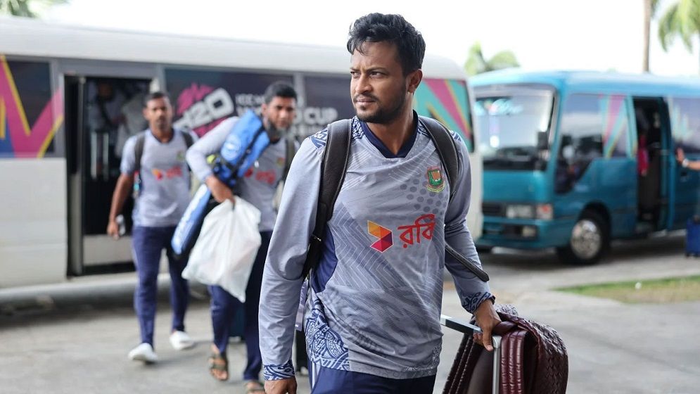 সাকিবের ভবিষ্যৎ নিয়ে মুখ খুললেন বিসিবি সভাপতি বুলবুল