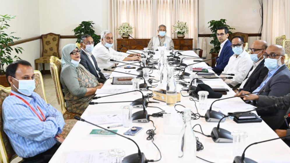 সব সরকারি প্রতিষ্ঠানের ছাদে সোলার প্যানেল বসানোর নির্দেশ